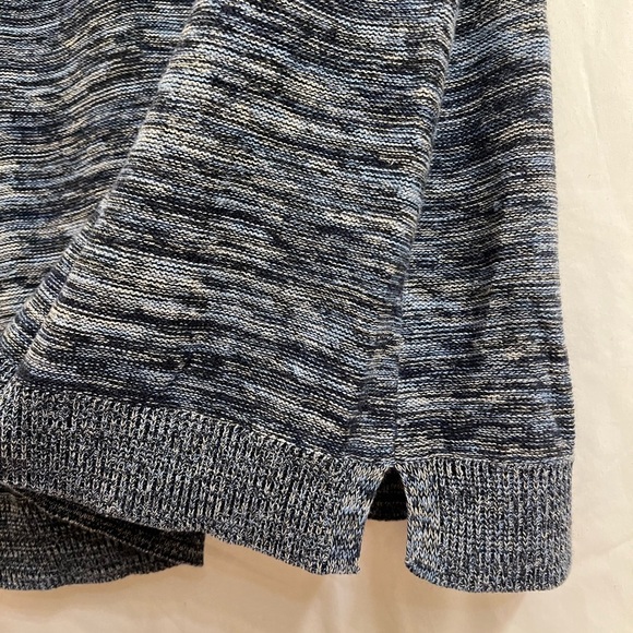 Elegant Knit Dress - Picture 5 of 11